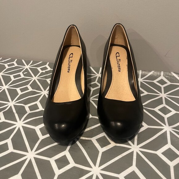 Chinese Laundry - Wedge Pumps (Size 9) - Picture 2 of 4